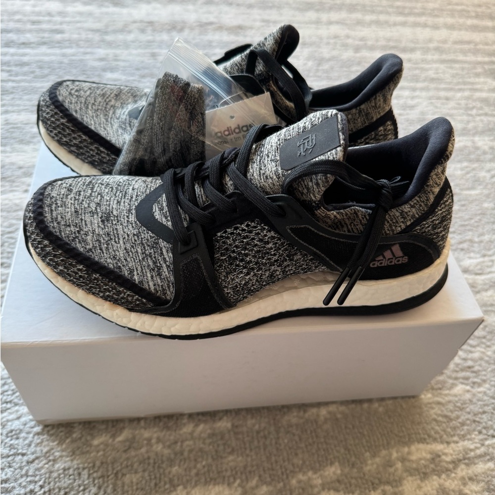 **BRAND NEW** Adidas Pureboost Reining Champs Size 6 Women’s